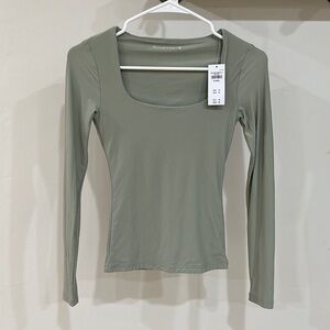 Abercrombie Long Sleeve Top